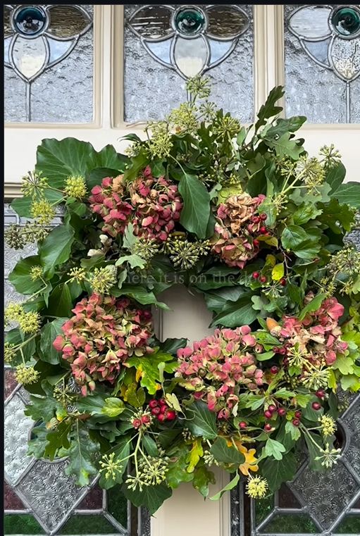 Irish Ivy & Hydrangea Autumn Wreath